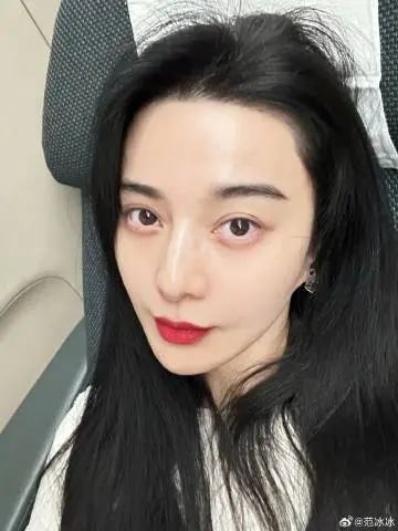 ▲范冰冰在演藝圈擁有好人緣,這些人脈也會連帶照顧弟弟范丞丞。(圖/范冰冰微博)