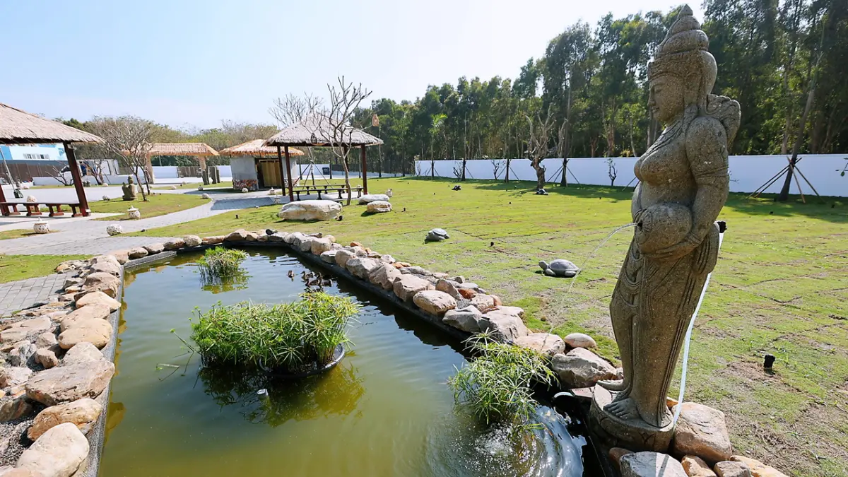 ▲嘉仁住宿長照機構打造峇里島休閒渡假風。（圖／劉嘉修醫療照護體系提供）