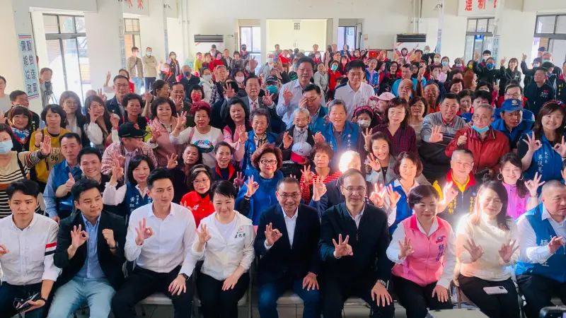 ▲國民黨主席朱立倫、新北市長侯友宜等人今天到台中，出席總統立委大選感恩茶會。（圖／記者顏幸如攝，2024.01.20）