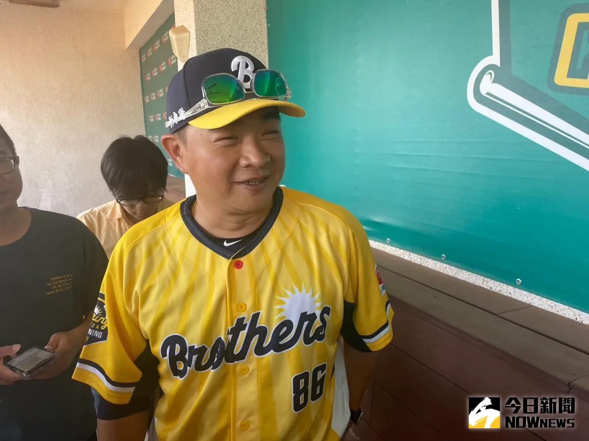 ▲中信兄弟彭政閔，擔任農場主管，兼任二軍總教練。（圖／吳政紘攝）