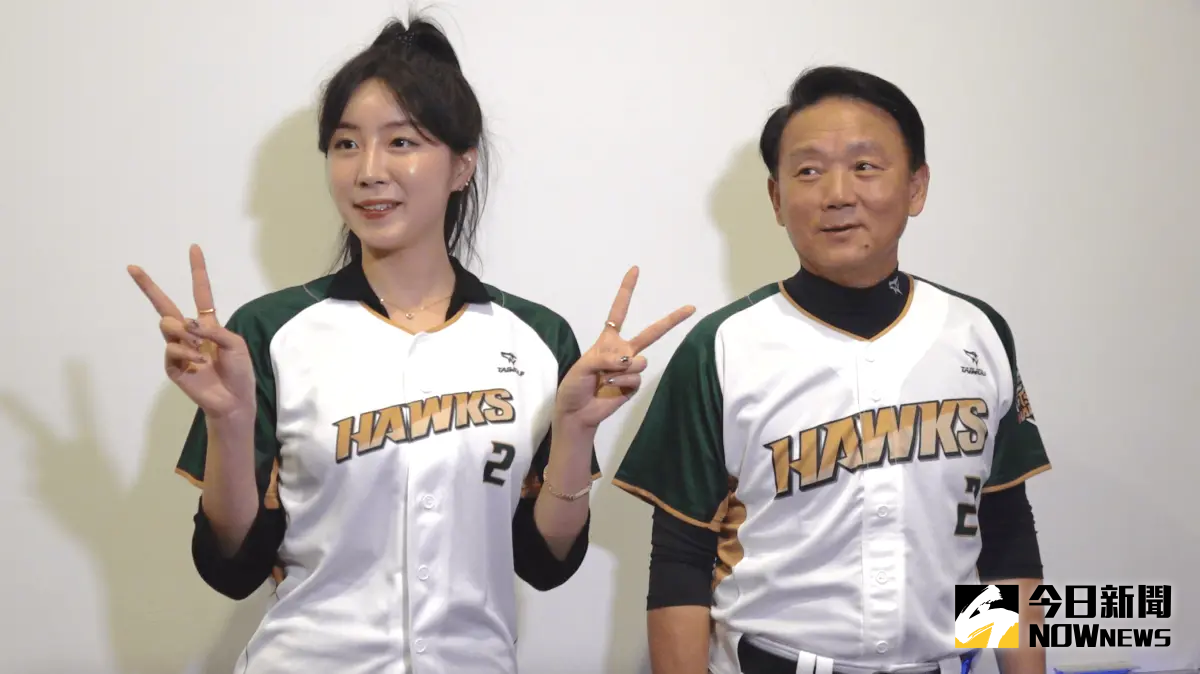 ▲台鋼安芝儇選2號有原因，身任總監想和洪一中總教練看齊。（圖／陳云茹攝）