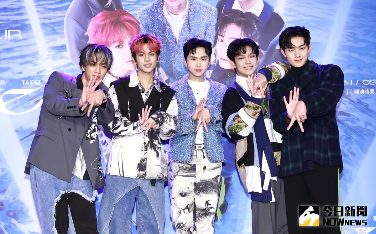 ▲「AcQUA源少年」的成員須弘道（右一）將去美國留學，但他澄清團體不會因此解散。（圖／記者吳翊緁攝）