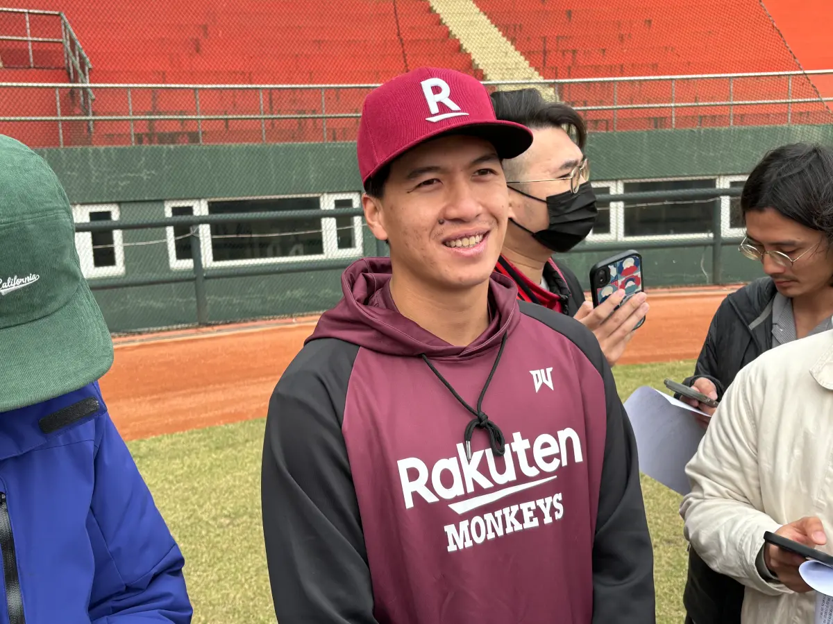 ▲樂天桃猿球星林立擔任隊長。（圖／記者路皓惟攝）