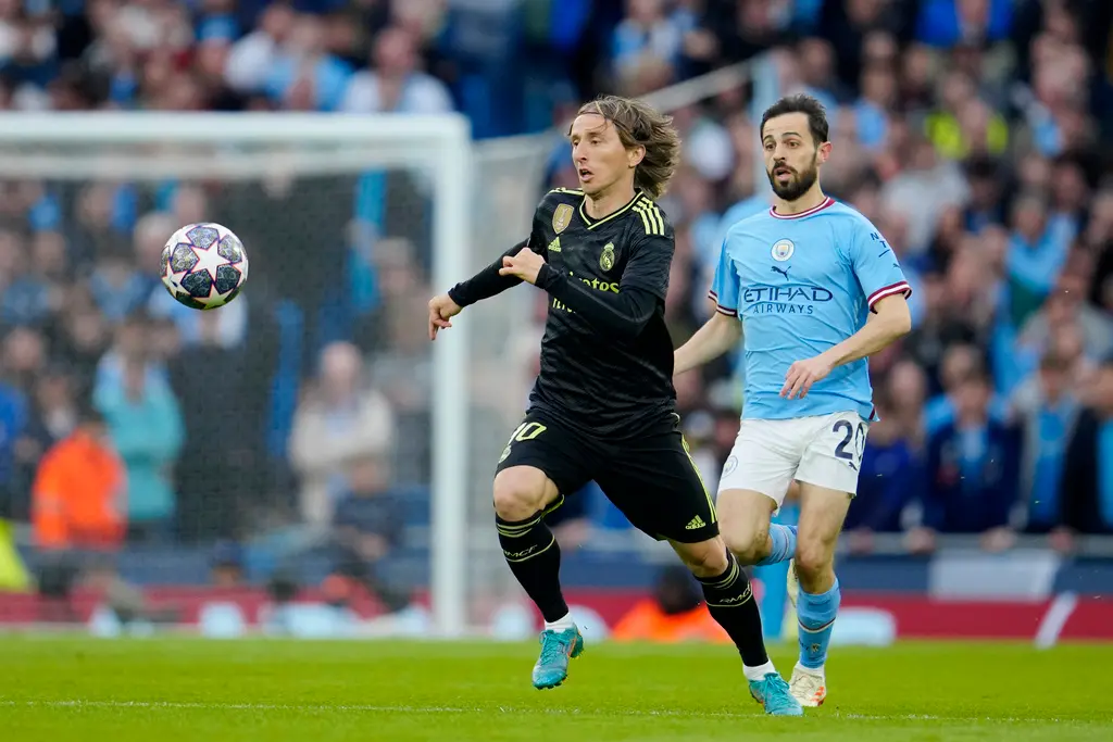 ▲西甲皇家馬德里上季收入突破280億，超車曼城成全球最賺錢球隊。（圖／美聯社／達志影像）