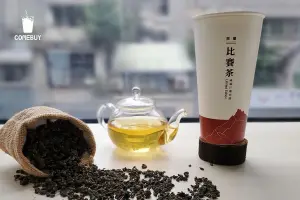 ▲「冬片茶」，此茶品質更勝於春冬二季的茶，其茶湯甘甜柔美、甘醇清香即是重要特色，經COMEBUY多次測試萃取，喉韻茶香於唇齒間迴繞帶有特殊花香味。（圖／品牌提供）