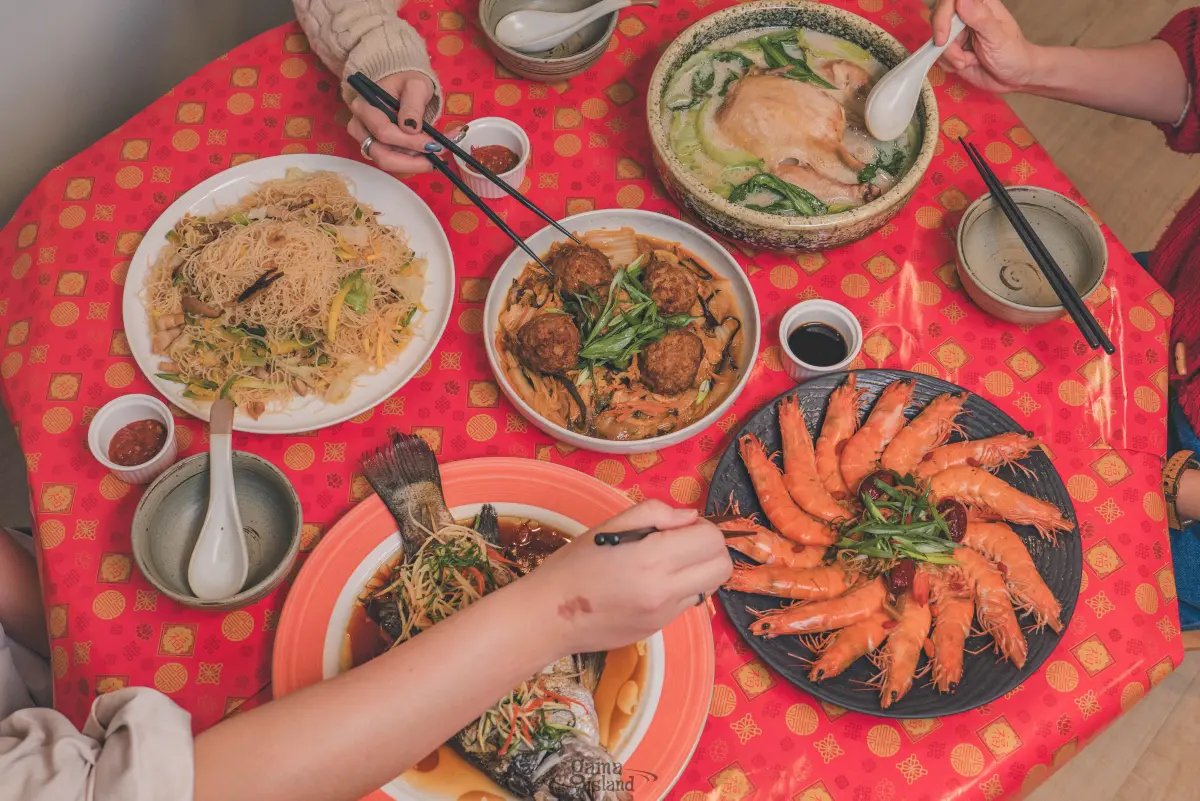 ▲農曆新年將至，減重專科醫師特別提醒，2大族群要注意飲食控制。圖為「最狂員餐」普橘島5大熱門年菜。（圖／普橘島）