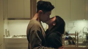 詹子萱《愛愛》柯震東胸部先加工　累喊：屁股快抽筋
