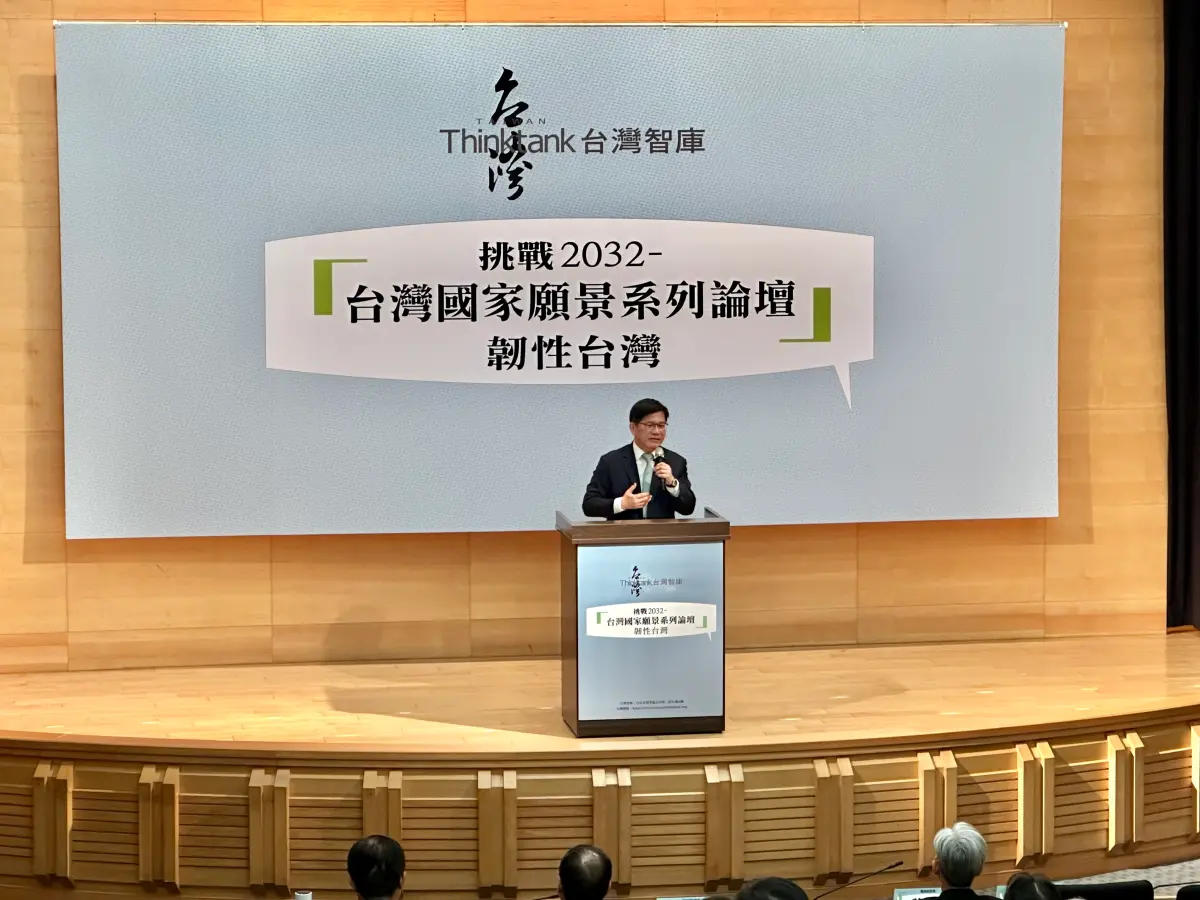 ▲林佳龍上午出席台灣智庫論壇活動，並接受媒體訪問。（圖／記者陳佩君攝，2023.01.26）