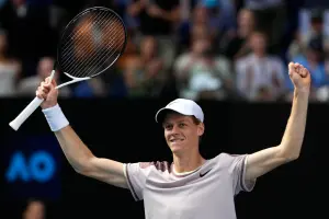 澳網／Sinner力壓Novak Djokovic！成義大利首位闖入男單決賽球員
