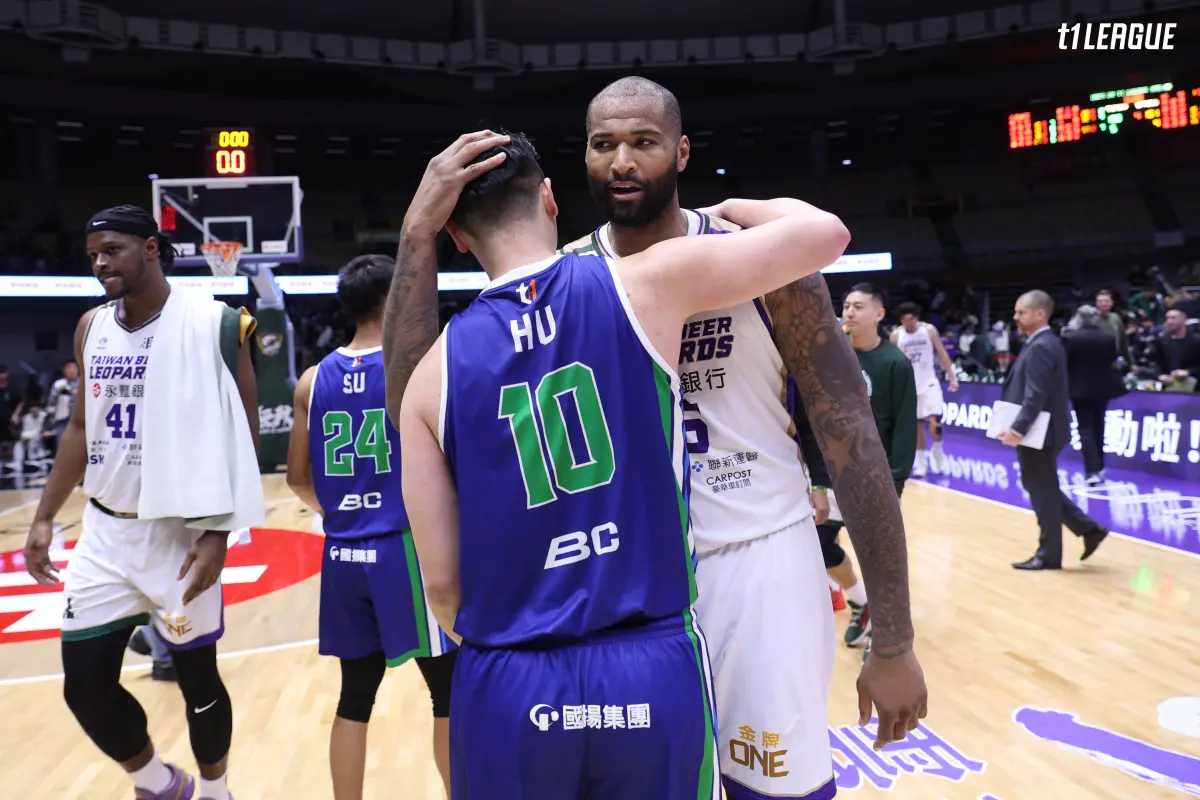 ▲卡森斯也和海神大前鋒胡瓏貿發生衝突。賽後受訪時他強調自己打得強硬只是為了在場上傳達一個訊息：「我不會怕你。」（圖／T1聯盟提供）