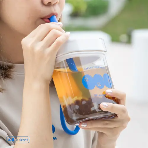 50嵐開賣珍珠波波大方杯!迷客夏草莓歐蕾、TEA TOP櫻花寒天新品 ▲50嵐指定消費,可享590元加購「珍珠波波大方杯」限定環保杯乙組。(圖/50嵐中區提供)