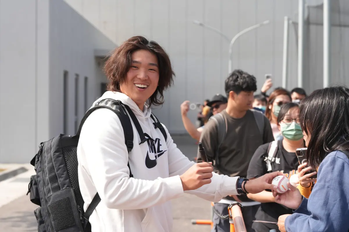 ▲ 本次統一獅春訓訓練參觀體驗活動，One Day Pass收入40萬，商品銷售近90萬，近5000人進場參觀，整體成效比預期中更佳。（圖／統一獅提供）