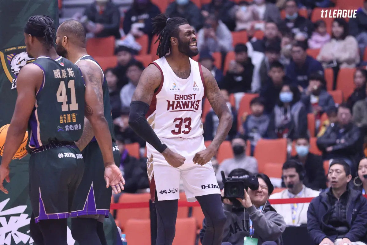 ▲臺南台鋼獵鷹上半季的發揮不理想，球隊面臨改組，近期會有新教練加入。圖為獵鷹洋將威力。（圖／T1聯盟提供）