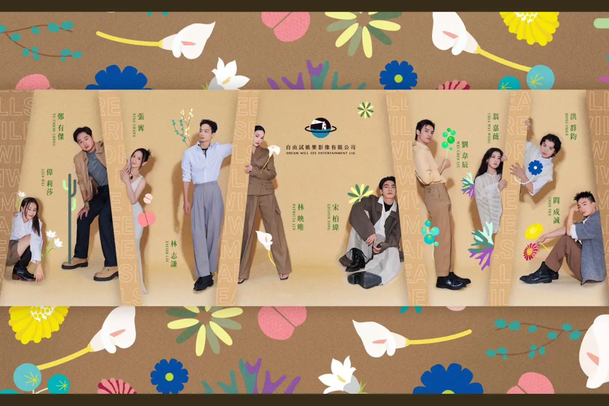 ▲「自由試娛樂」10位藝人推出年度形象照做公益，《黑的教育》張寗（左三）考上瑜伽師資證照要斜槓當老師，林映唯（左四）則開始跨領域設計戒指。（圖／自由試娛樂）