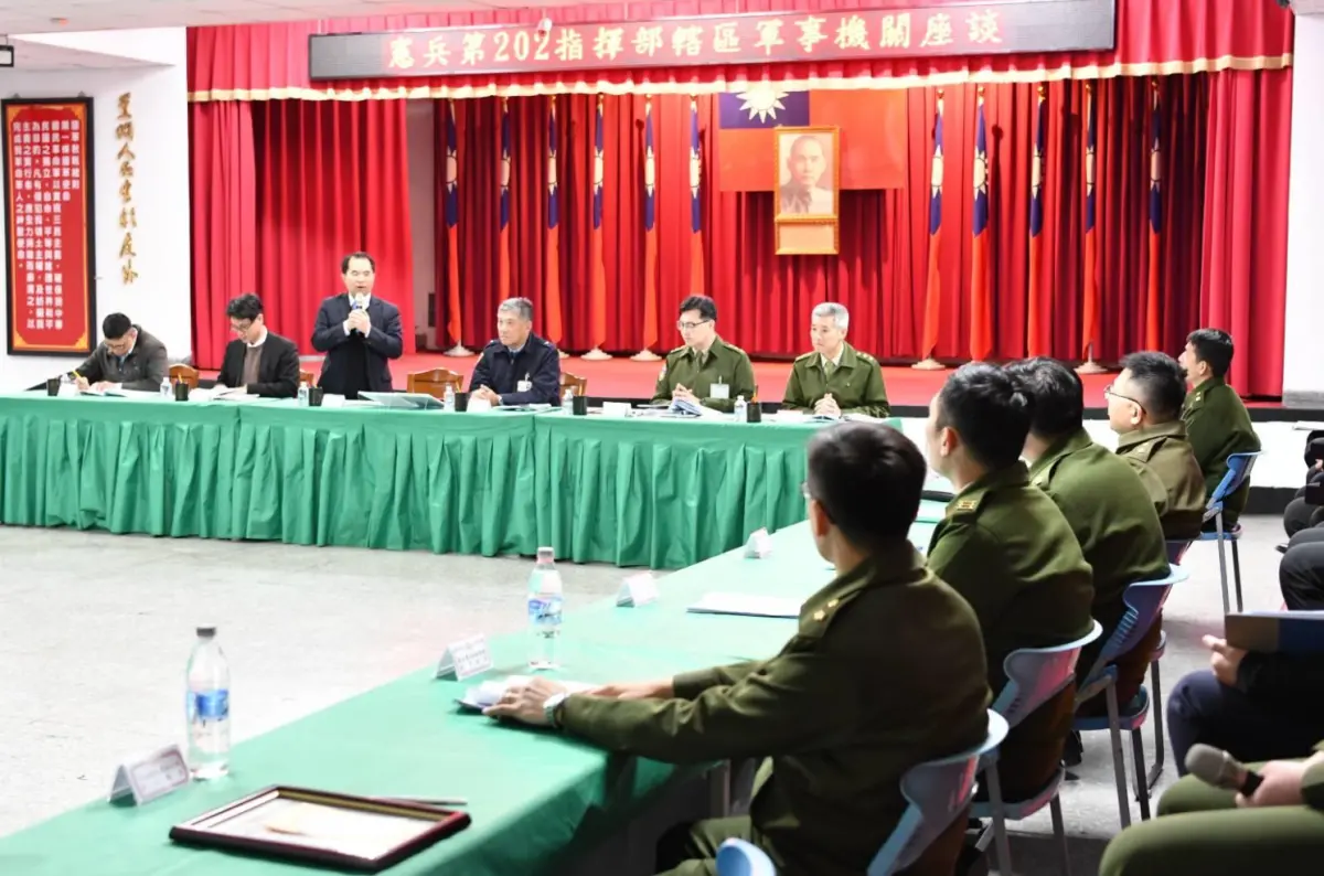 ▲士林地檢署檢察長顏廼偉親自走進部隊與軍方基層座談（圖／士林地檢署提供）