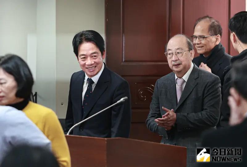 ▲民進黨召開立法院第十一屆黨團成立大會，準總統賴清德（左）也安排出席。（圖／記者葉政勳攝 , 2024.01.29）