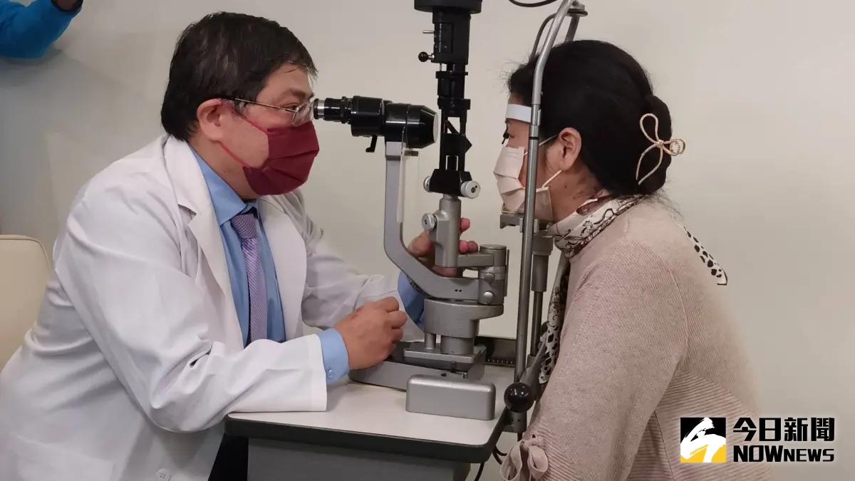 ▲達特楊眼科聯盟執行長洪啟庭指出，「結膜下出血」是眼科極常見的眼疾，通常會突然發生，而且病人毫無知覺，（資料照／記者郭凱杰拍攝）