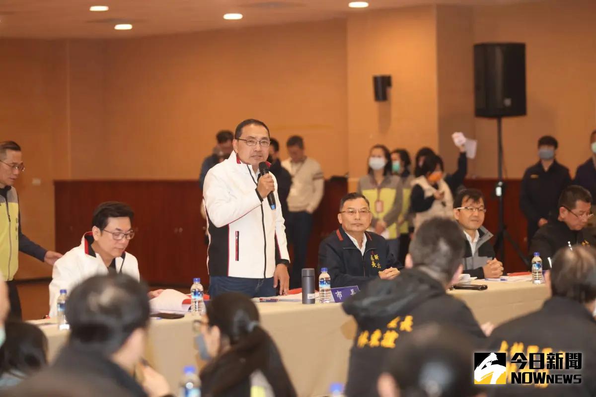 ▲侯友宜出席今年首場行動治理座談會，向里長喊話會「加倍努力」與里長並肩合作，讓新北市更繁榮與安居樂業。（圖 ／記者吳嘉億攝，2024.01.29）