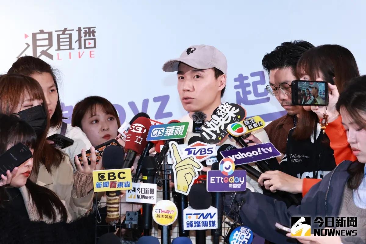 ▲Toyz被超哥毆打後首度公開露臉，擔任反毒公益募款發起人，喊話要超哥「知錯必改」。（圖／記者吳翊緁攝影）