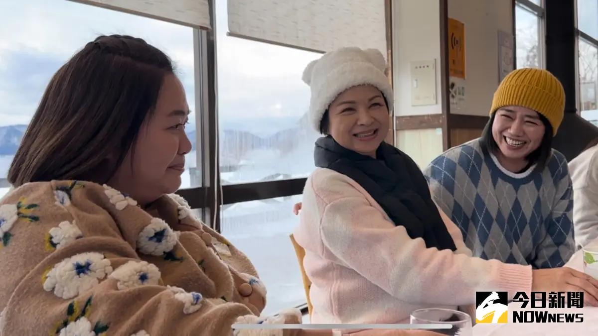 ▲楊貴媚（中）透露《老少女奇遇記》在秋田機場遭到阻攔，過程有些恐怖與慌張，另外還透露了第3季的地點動向。（圖／記者詹鎰睿攝影）