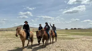 ▲駐蒙古代表調查，光是2023年1至10月造訪蒙古國的台灣觀光客就比2019年一整年還要多，且一半都是年輕人。（圖／翻攝臉書Taiwan in Mongolia）