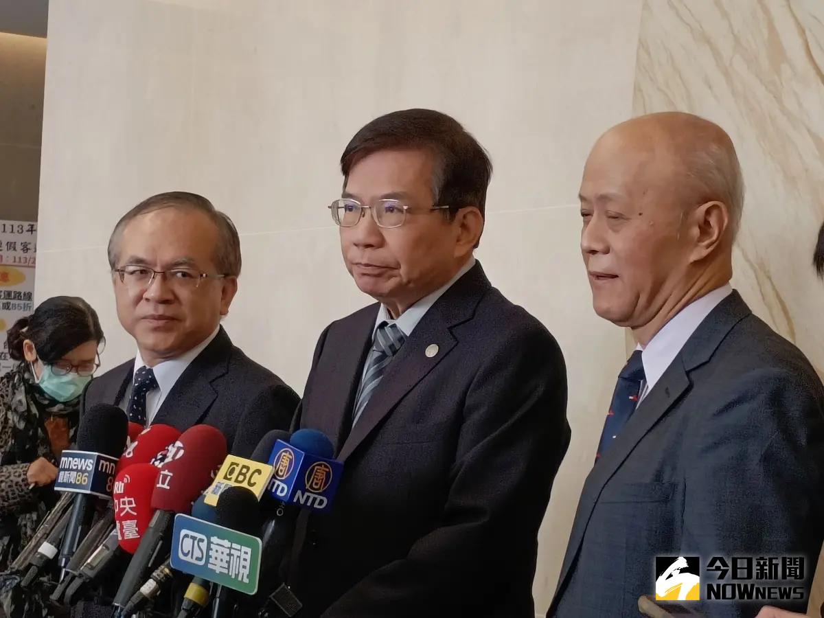 ▲交通部長王國材回應， 已知道會被罵，但中方一系列動作難接受，後續將持續觀察。（圖／記者許若茵攝，2024.01.31）