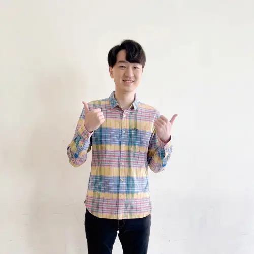 ▲江大成因熊霓和胡瓜失和,他表示會積極和瓜哥的助理聯繫,親自贈書給前輩。(圖/年代提供) ▲江大成因熊霓和胡瓜失和,他表示會積極和瓜哥的助理聯繫,親自贈書給前輩。(圖/年代提供)
