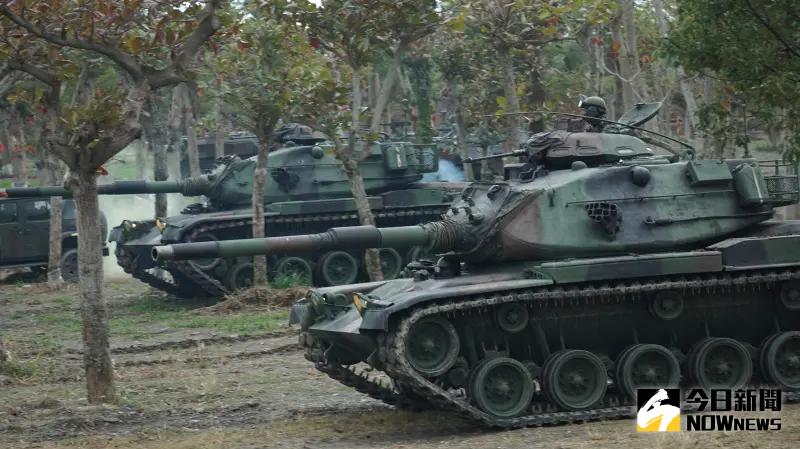 ▲國軍113年春節加強戰備,第二作戰區M60A3戰車模擬火力壓制敵軍。(圖/記者呂炯昌攝,2024.01.31)