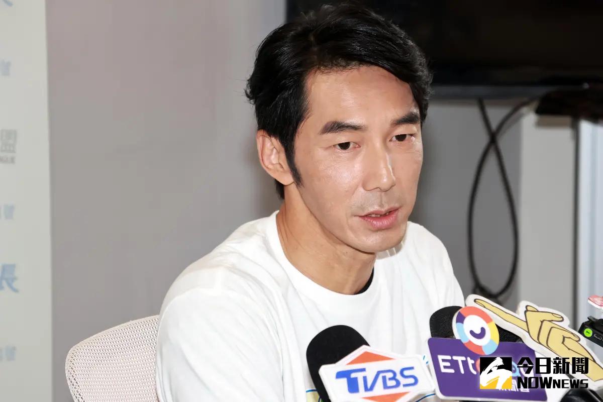 ▲李李仁不擔心公司被查封，「我沒什麼財產」。（圖／記者吳翊緁攝）