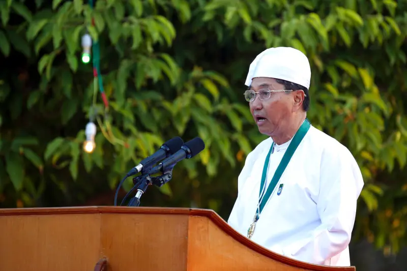 ▲緬甸軍政府代理總統明穗（Myint Swe）在國防安全委員會會議上宣布，「將緊急狀態再延長6個月」。（圖／美聯社／達志影像）