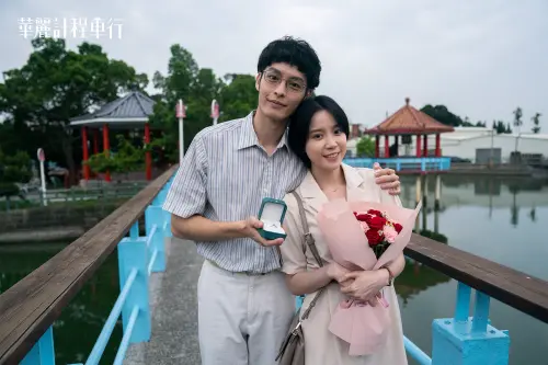▲曹佑寧(左)、程予希在《華麗計程車行》是愛侶。(圖/LINE TV提供) ▲曹佑寧(左)、程予希在《華麗計程車行》是愛侶。(圖/LINE TV提供)
