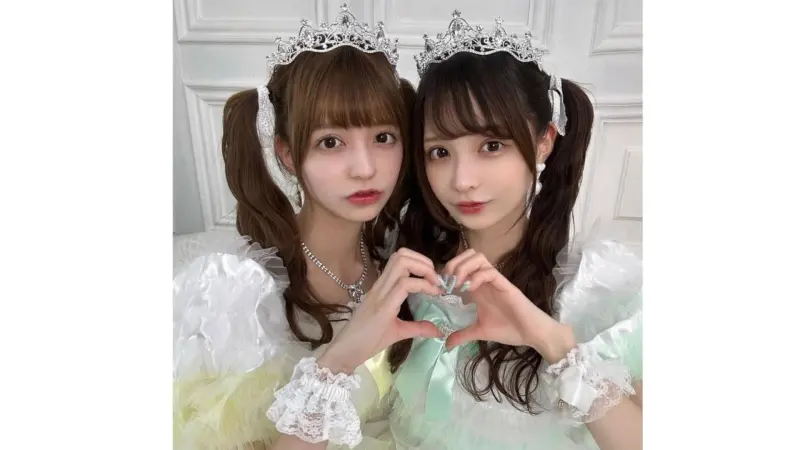 ▲被封為「奇蹟雙胞胎」的日本雙胞胎姊妹花，因宛如AI人偶的美貌，引起關注，日、台多家媒體都有做過她們的相關報導。（圖／柊琪琪IG）