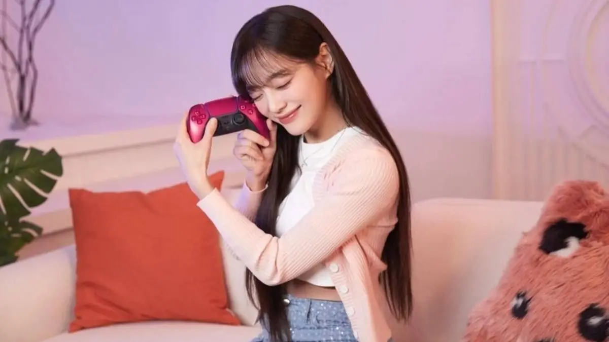 ▲金世正擔任PlayStation「2024年新春活動亞洲區大使」，宣傳影片大玩Cosplay，化身電玩中女神級角色。（圖／金世正IG）