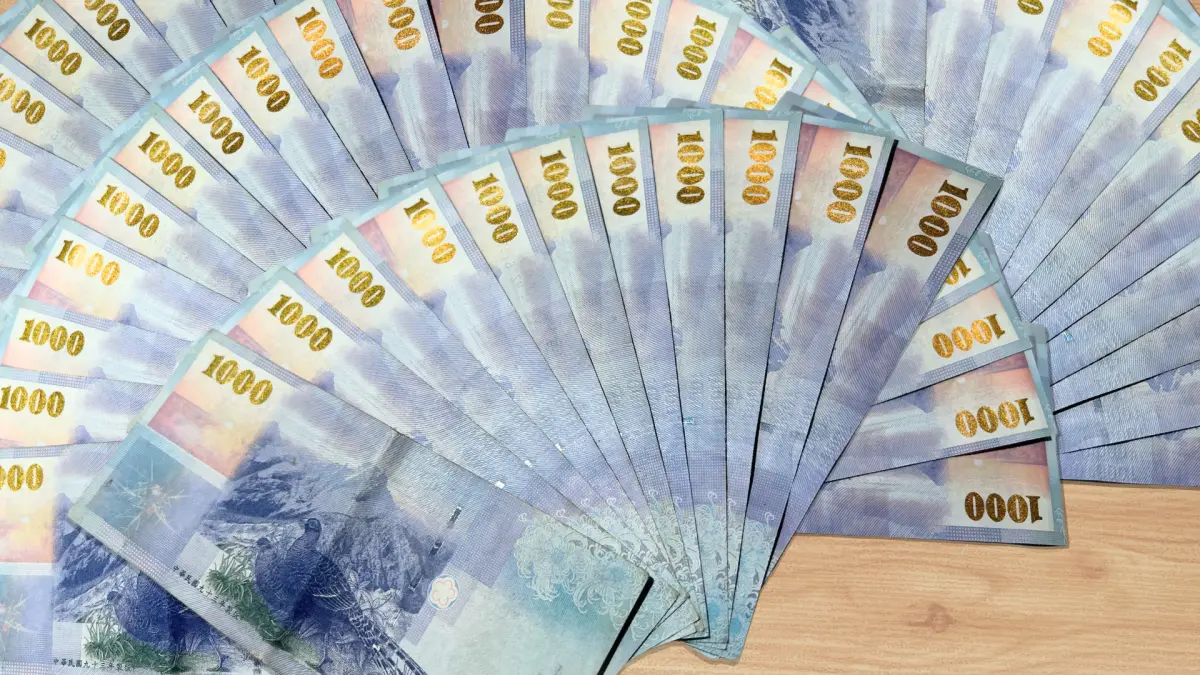 ▲國內龍頭券商元大證券給出比一般信貸還低的超甜利率。對「小資族」來說，運用股票借貸開槓桿，用錢滾錢、更能加速創造資金流。（圖／品牌提供）