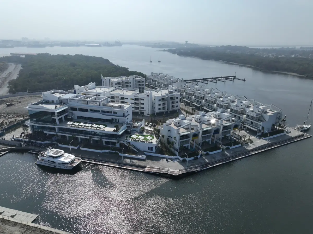 ▲亞果遊艇集團黃金會所空景照。（圖／亞果提供）