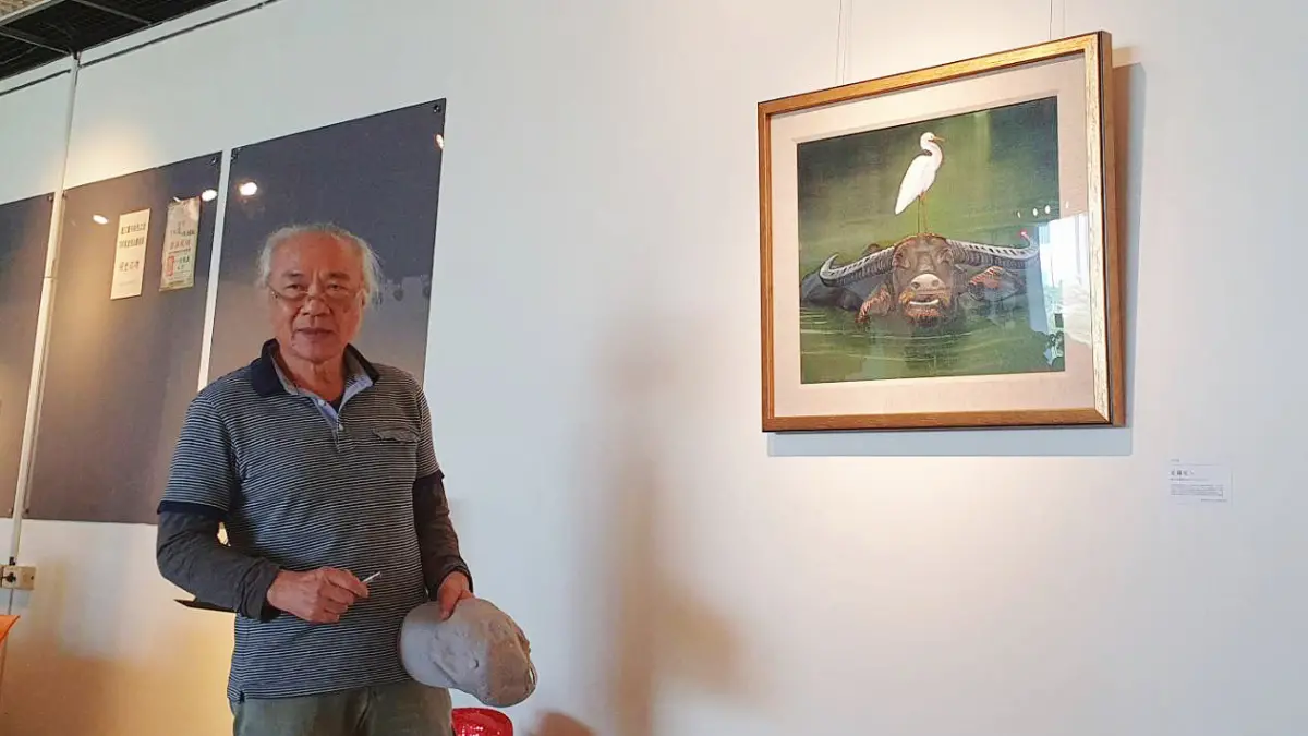 ▲李明龍油畫創作展以個人的作畫風格灑脫的畫刀塗、披、抹代以畫筆的層層堆疊來表現台灣鄉土原貌的「粗曠中的力與美」。（圖／記者陳美嘉翻攝）