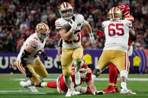 ▲達陣（Touchdown）將球帶入對方達陣區可得6分，之後可選擇加踢（踢球進球門得1分）或兩分轉換（再次達陣成功得2分）。（圖／美聯社／達志影像）