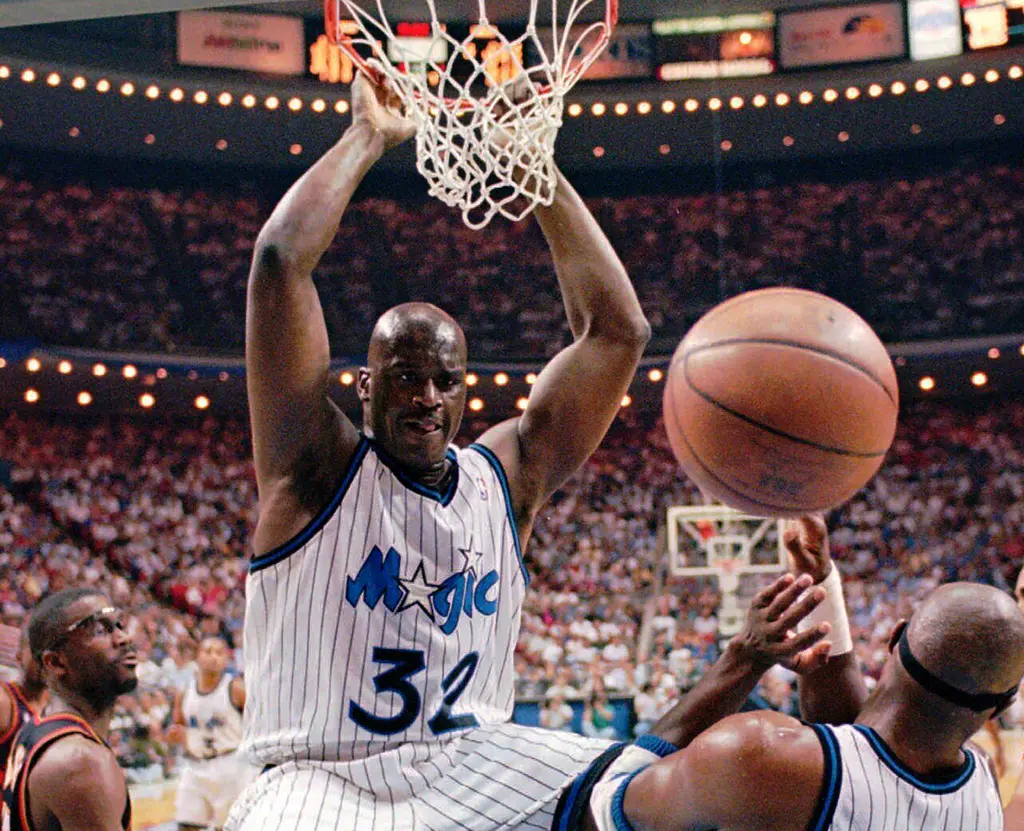 NBA／Shaquille O'Neal被魔術退役球衣！4季蓋824球 2數字輸魔獸 | 運動 | NOWnews今日新聞