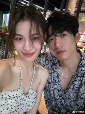▲鍾楚曦曾曝在七夕遭前男友狠棄,如今情定侯雯元,粉絲紛紛獻上祝福(圖/鍾楚曦微博) ▲鍾楚曦曾曝在七夕遭前男友狠棄,如今情定侯雯元,粉絲紛紛獻上祝福(圖/鍾楚曦微博)