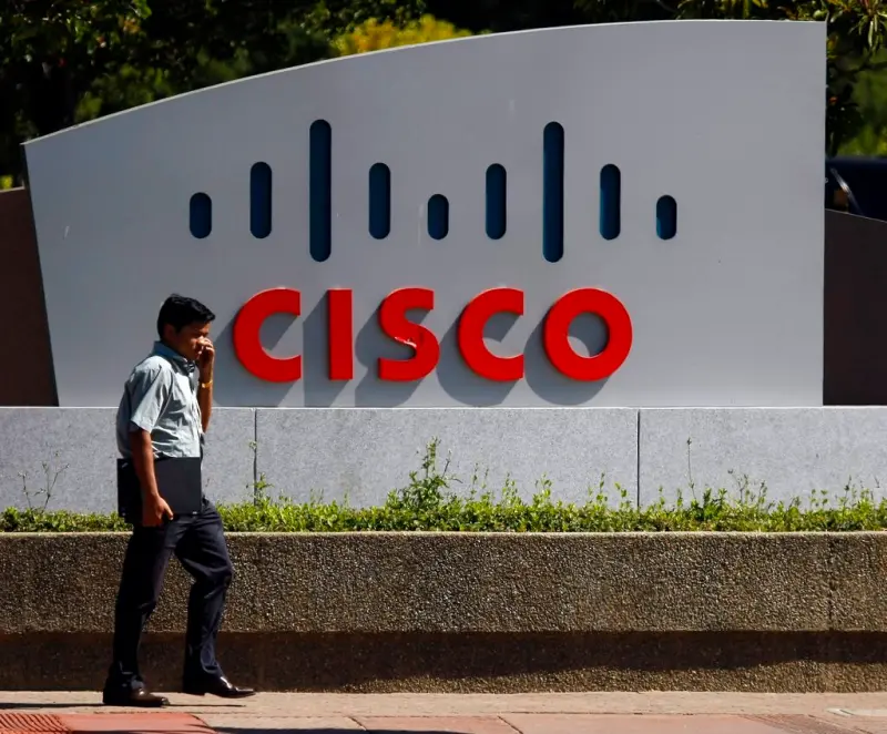 ▲矽谷科技鉅頭思科（Cisco）最新宣布將在全球範圍裁員5％人力、約4000多位員工會受到影響，並調降了年度收入目標。資料照。（圖／美聯社／達志影像）