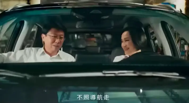 ▲謝龍介和柯志恩《國家機器被玩壞?換好師傅,才有未來》競選片獲得好評。(圖/翻攝自謝龍介YT)