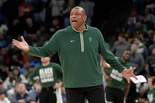 ▲「老河流」瑞佛斯（Doc Rivers）是否要為季後賽失利背鍋？（圖／美聯社／達志影像）