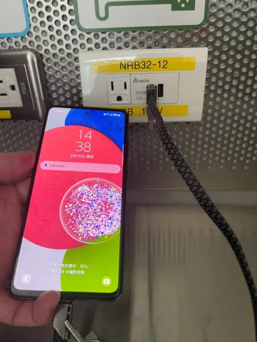 ▲美國聯邦調查局表示，使用公共區域的免費充電站時，要特別留意。（示意圖，非本文充電站／中捷提供）