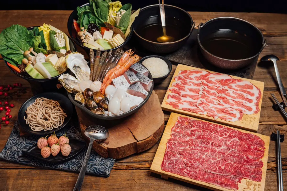 ▲野人火鍋由綜藝小天王KID經營，因為今（21）日是他的生日，下午開始將請100位民眾免費吃鍋，限定市民店，規則曝光。（圖／取自野人Shabu 冷藏/熟成高級肉火鍋專門 臉書）