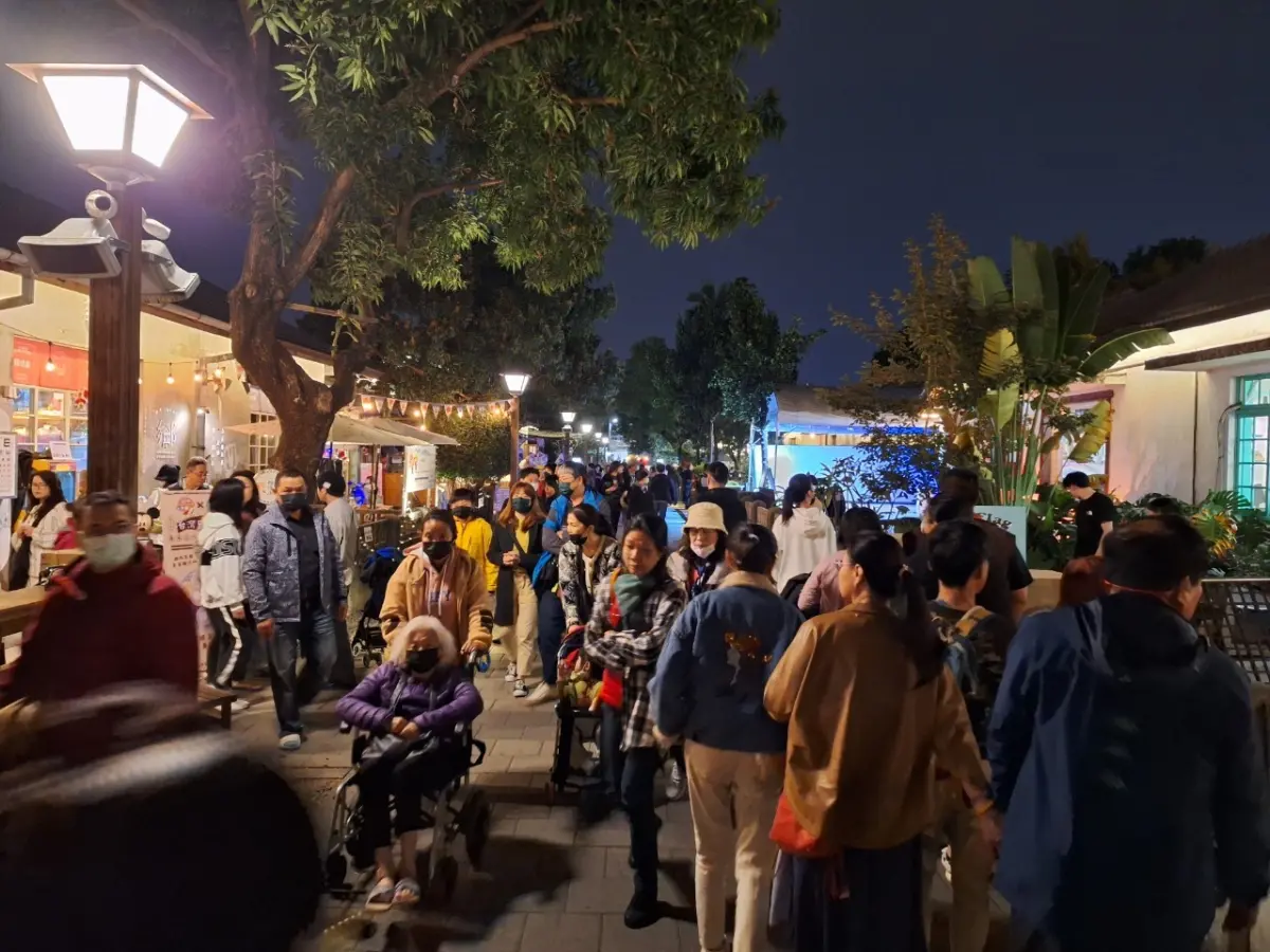 ▲勝利星村過年期間至2月底「好運龍厚禮」活動帶動百萬消費人潮。（圖／屏東縣府提供）