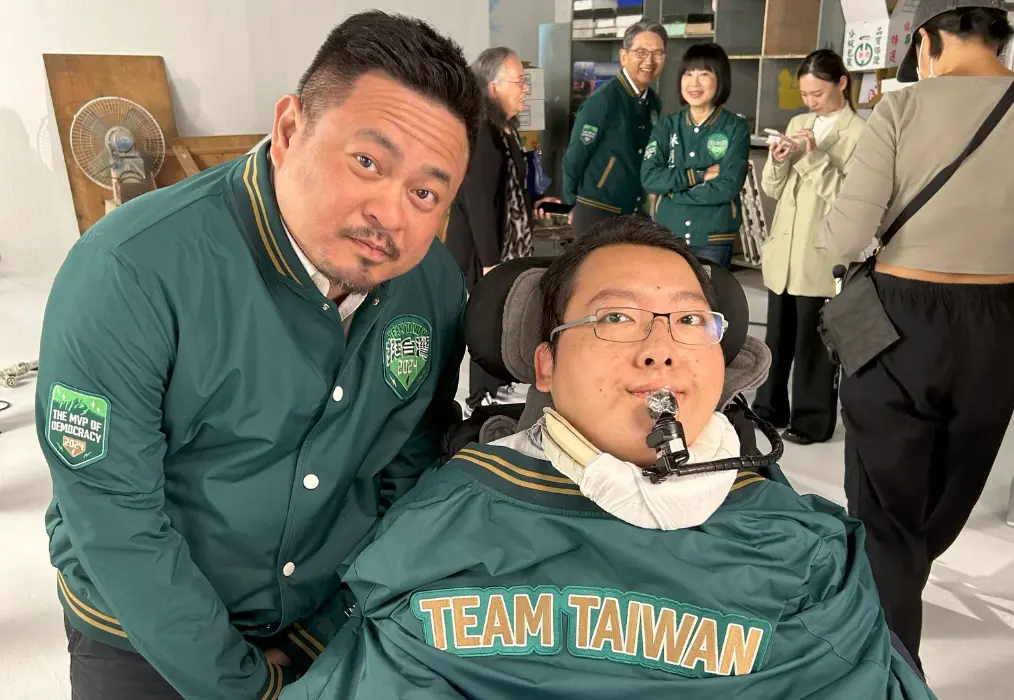 ▲對於王志安認為陳俊翰赴造勢晚會風險高，洪申翰表示完全看不下去，強調這樣的言論，又一次展現對障礙者人權的無知和自以為是。（圖／翻攝自洪申翰臉書）