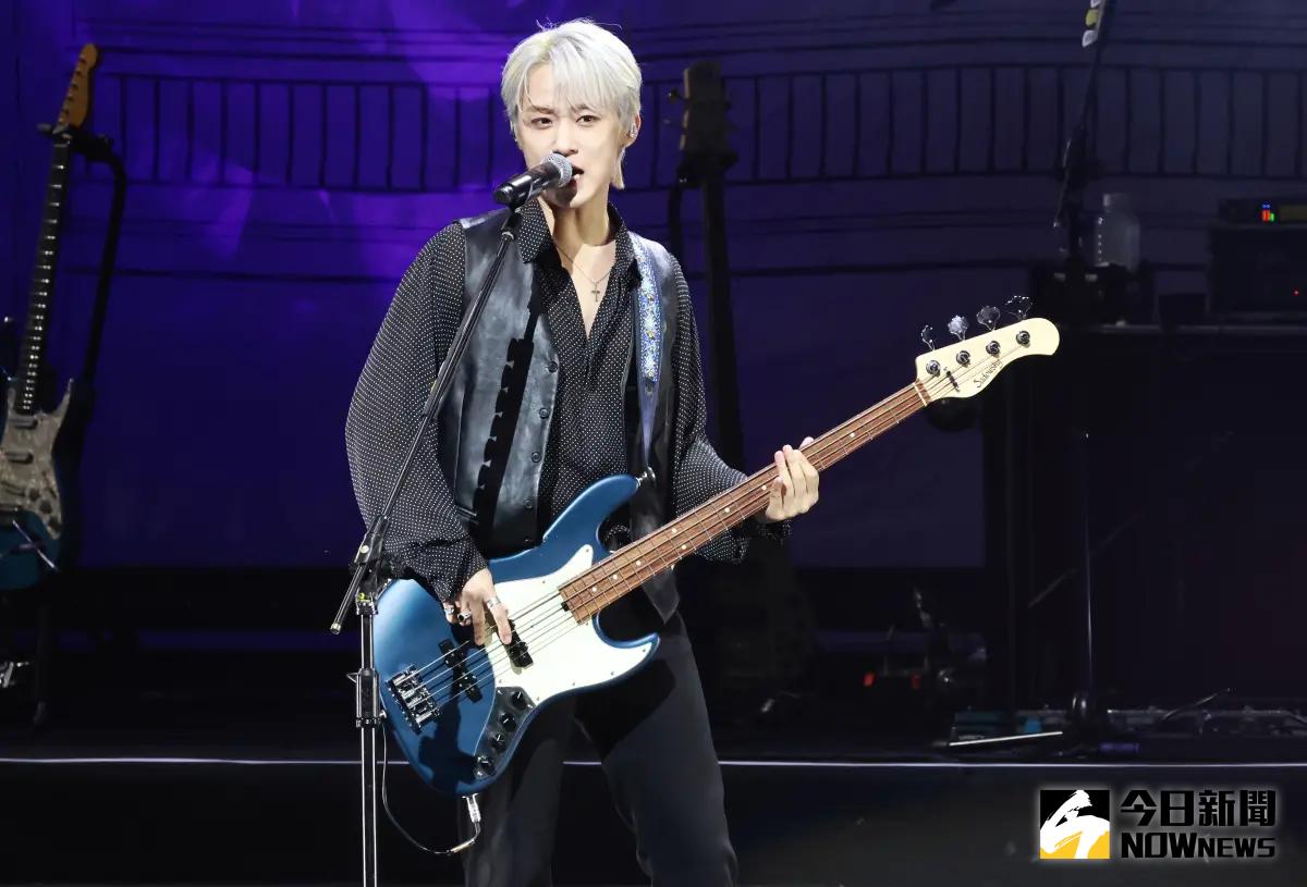 ▲FTISLAND台北演唱會上，李洪基數次自顧自發言，李在真假裝生氣大聲回嗆，笑翻5000名粉絲。（圖／記者吳翊緁攝）