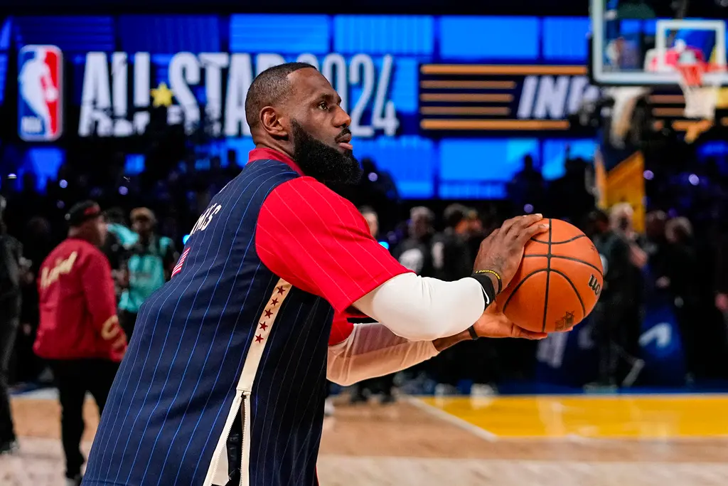 ▲生涯共20次入選明星賽的「詹皇」LeBron James表示，「在我的職業生涯中，能跟世界上最出賽的球員一起打球，我感到十分光榮。」（圖／美聯社／達志影像）