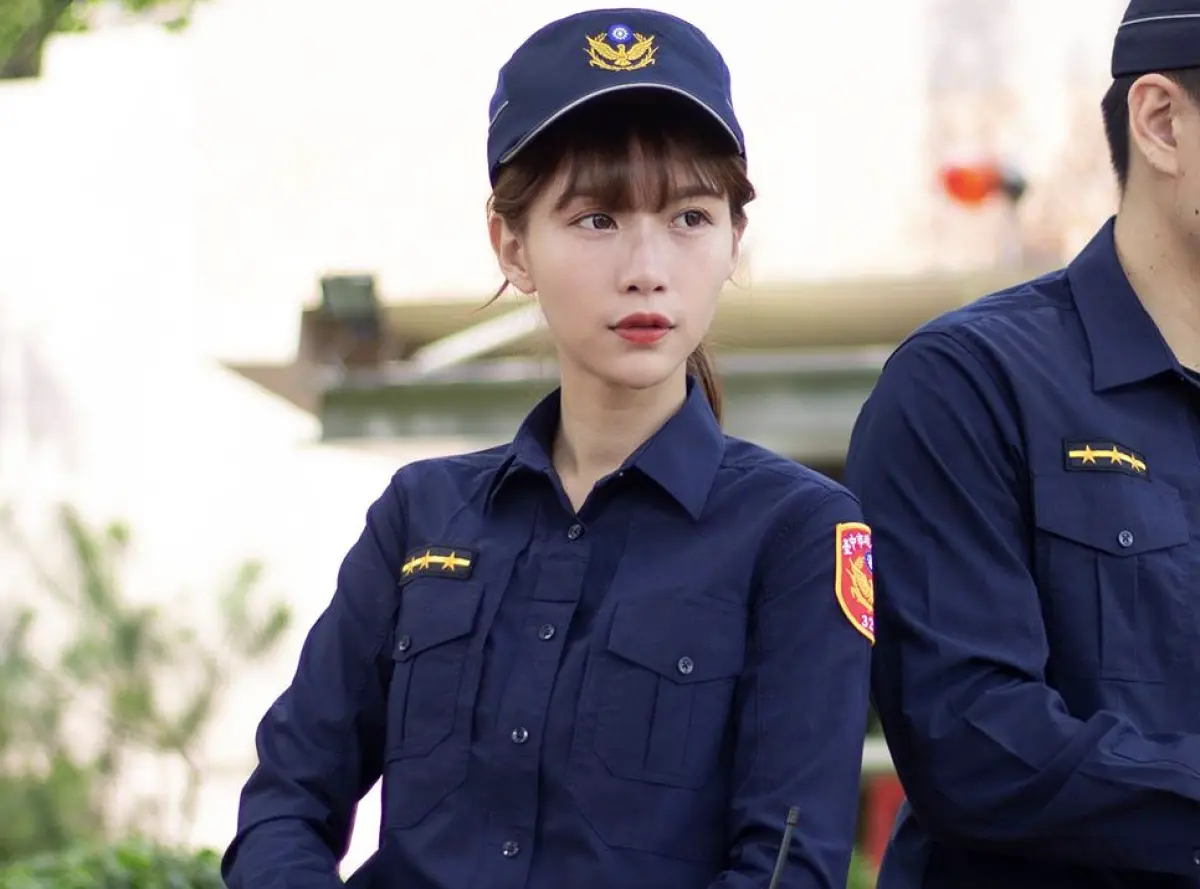 ▲過去曾是模特兒的女警楊舒婷，因外型亮眼及姣好身材，多次登上PTT表特版，引起網友熱議。（圖／翻攝自臉書粉專「TCPB 局長室」）