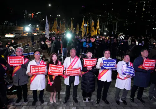 韓住院醫集體請辭罷工　政府恐動用法律懲處、祭強制執行令
